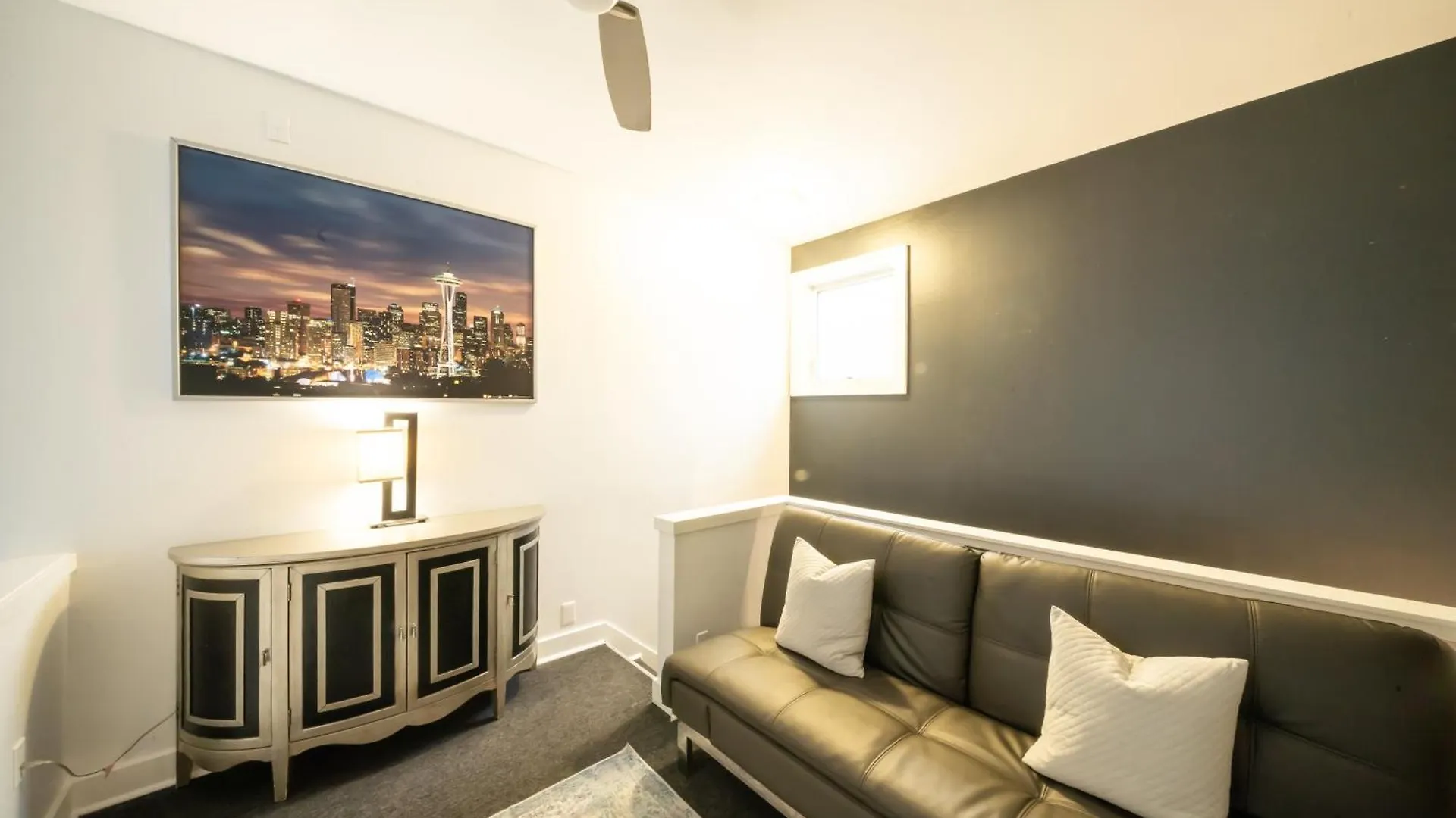 Penthouse Suite Downtown, Top Floor Seattle 0*,  United States